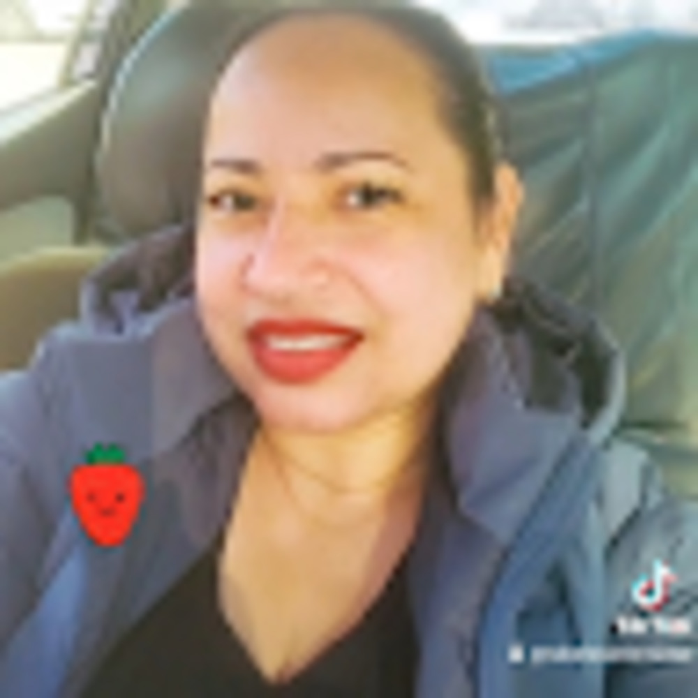 Meet your Posher, Mirna